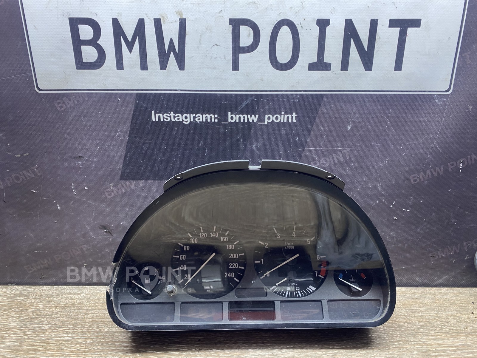 Панель приладів BMW E39 (МКПП) бензин VDO